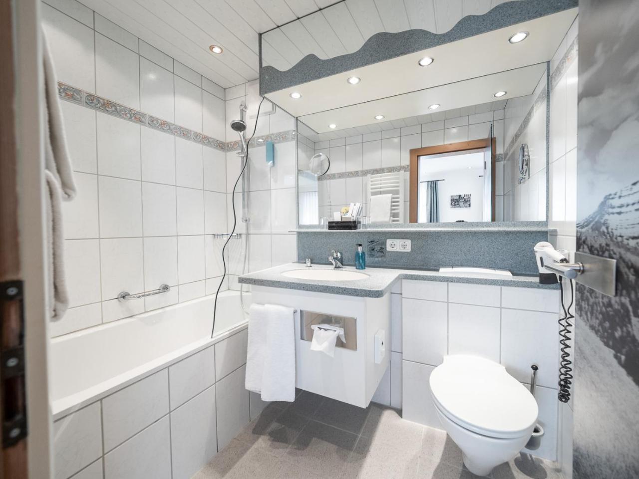 Hotel Adler 4*